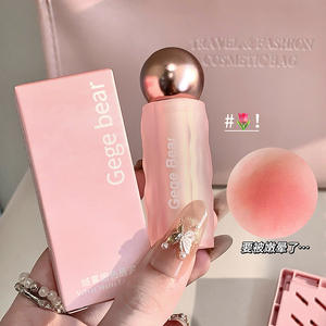 Velours mat soyeux fixateur de couleur brume solide lèvre boue délicate finition mate OEM étanche longue durée brillant à lèvres - Product Image 3