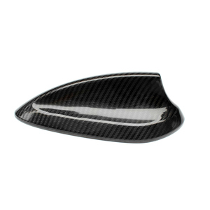 Ventes Flash : Cache d'antenne en fibre de carbone sèche pour BMW F30/F35/F22/F87/F80/G20/G28/F32/F36/F82/G22/G30 – Garniture de rehausseur de toit type <span class=keywords><strong>aileron</strong></span> de requin - Product Image 5
