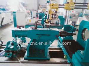 Automatico di rotazione di rotazione e intaglio macchina cnc tornio per legno caposcala postale - Product Image 3