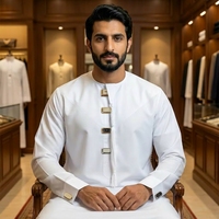 Jubah Emirati Mewah Kustom Berbentuk Persegi Panjang dengan Kancing Epoxy, Topi Berkilau Emas Metalik Geometris, Pakaian Pria Arab