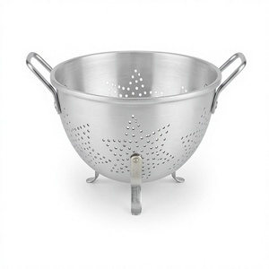 Passoire en acier inoxydable avec poignées et support, passoire de cuisine durable pour fruits et légumes, ustensiles de cuisine élégants et essentiels - Product Image 1