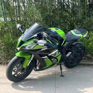 <span class=keywords><strong>Moto</strong></span> sportive Kawasaki <span class=keywords><strong>Ninja</strong></span> ZX-10R <span class=keywords><strong>1000cc</strong></span>, 4 cylindres, pour la course sur route - Product Image 2