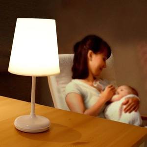 Creativo semplice telecomando LED Wireless eco-friendly batteria lampada da tavolo protezione per gli occhi luce notturna Touch luce da comodino - Product Image 6