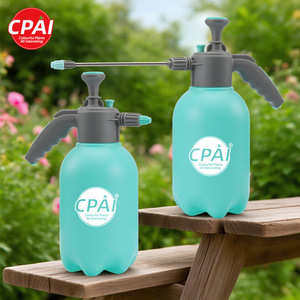 เครื่องพ่นยาแบบมือหมุน Cpai ขนาด 2 ลิตร ขวดพลาสติกสำหรับรดน้ำต้นไม้ ทำความสะอาด ฆ่าเชื้อ และพ่นยาฆ่าแมลง - Product Image 1
