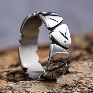 Anelli con Sigillo in Acciaio Inossidabile con Texture <span class=keywords><strong>Rock</strong></span> and Roll Intagliata, Stile Vintage Minimalista, Anelli da Biker per Uomo e Donna - Product Image 4