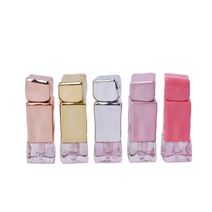 Op Voorraad Onregelmatige Vierkante Waterrimpel Roze 2.5Ml Abs Plastic Lippenstift Verpakking Lip Glazuur Buis Met Schroefdop Gezeefdrukte - Product Image 1