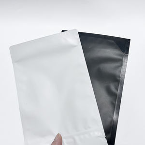 Sacs en Mylar Fini mat Stand up Ziplock Pouch Bag matte white black zip lock Sac refermable anti-odeur - Product Image 6