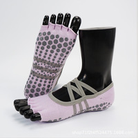 Pilates Yoga Anti-dérapant Grip Toe Chaussettes Logo Personnalisé Vente en Gros pour Femmes Antidérapant Grips Bretelles