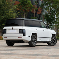 BYD Yangwang U8 SUV de luxe tout-terrain à autonomie étendue, quadricycle électrique E4 DiSus-P Tank Turn Amphibious EV, autonomie CLTC de 1205 km
