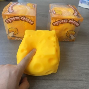 Juguete Antiestrés de TPR con Forma de Queso, de Subida Lenta, para Niños y Adultos, Marca Smartcare - Product Image 5