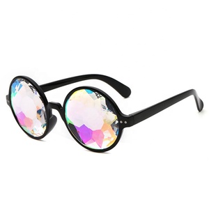 Lunettes <span class=keywords><strong>de</strong></span> <span class=keywords><strong>soleil</strong></span> unisexe à rivets arc-en-ciel, <span class=keywords><strong>pas</strong></span> <span class=keywords><strong>cher</strong></span>, personnalisé, mosaïque différente colorée, kaléidoscope, lunettes <span class=keywords><strong>de</strong></span> fête - Product Image 2