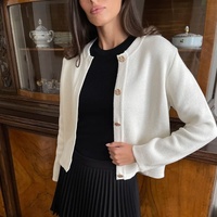 Pull-over décontracté cardigan en tricot élastique à manches longues de style russe européen et américain pour l'automne et l'hiver