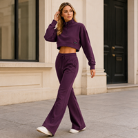 Op maat gemaakte private label dames zachte fleece tweedelige set met trekkoord in de taille voor dagelijks woon-werkverkeer en ontspannende momenten na het sporten