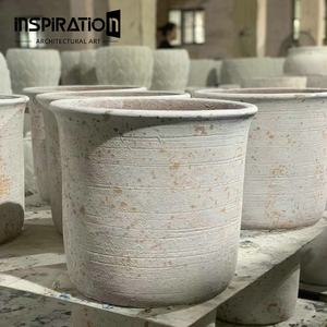 Jardinière en béton <span class=keywords><strong>de</strong></span> <span class=keywords><strong>couleur</strong></span> personnalisée avec feuilles sculptées à la main, grand <span class=keywords><strong>pot</strong></span> <span class=keywords><strong>de</strong></span> fleurs en plein air GRC - Product Image 4