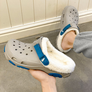 White Fleece Lined Croc Style <b>Clogs</b> With Thick Sole Mid Heel Outdoor Winter Sandals For Men - Product Image 4