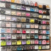 Vitrine en acrylique transparente anti-poussière pour mini-sacs, poupées, blocs de construction, modèles de voitures, objets de collection – Organisateur et présentoir