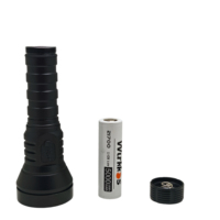 Lampe torche LED 4200lm personnalisée par une usine avec 44 ans d'expérience, portée de 219m, étanche IP54, rechargeable par USB, faisceau réglable, projecteur de camping