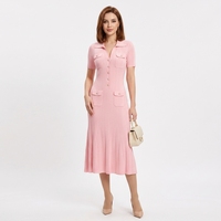 Vêtements pour femmes en gros, robe décontractée à manches courtes, col polo, robe midi élégante en tricot noir de haute qualité