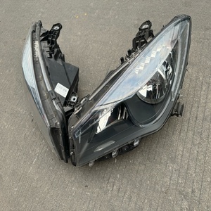 Nuevos faros halógenos delanteros e izquierdos <span class=keywords><strong>de</strong></span> la serie CLA W117 <span class=keywords><strong>de</strong></span> alta calidad, cubierta <span class=keywords><strong>de</strong></span> bombilla Original, tira <span class=keywords><strong>de</strong></span> lámpara <span class=keywords><strong>de</strong></span> foco para mercedes-benz - Product Image 4