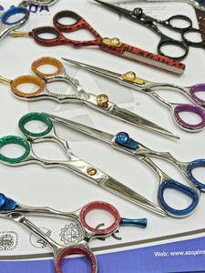 Ciseaux de coupe de cheveux de barbier professionnels en argent cisailles en acier inoxydable tranchantes avec poignée ergonomique pour salon et usage domestique - Product Image 6