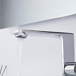 Grifo de Lavabo de Latón de Lujo Moderno y Duradero, Mezclador de Cerámica con una Sola Manija, Montado en la Cubierta, para Baño, Agua Fría/Caliente - Product Image 6