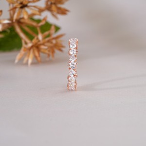 Anillo de Eternidad con Diamantes de Corte Redondo en Oro Rosa para Mujer, Elegante para Boda, Aniversario, Compromiso, Uso Diario, Joyería Fina, Regalo - Product Image 5