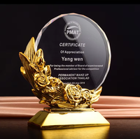 Trophée personnalisé en or rose, trophée en cristal gravé au laser pour cadeau d'affaires ou de mariage