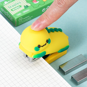Mini Dinosaur Stapler Set 246 Staples Portable Office Student Use - Product Image 1
