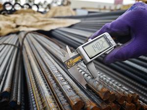 قضيب حديد حديد للبناء مقوى مشوه للبناء 6 8 ، 10 ، 12 ، 16 ، HRB335 HRB400 HRB500E - Product Image 2