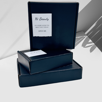 Boîte d'emballage d'expédition de livraison postale en papier kraft noir personnalisé carton ondulé dur éponge de stratification mate logo en feuille d'or
