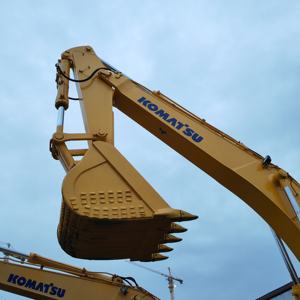 รถขุดตีนตะขาบโคมัตสุ PC400 ขนาด 40 ตัน สภาพเดิม ปี 2022 พร้อมเครื่องยนต์ เกียร์ ปั๊มไฮดรอลิก แบริ่ง มอเตอร์  ผ่านการทดสอบ พร้อมวิดีโอและรายงาน - Product Image 2