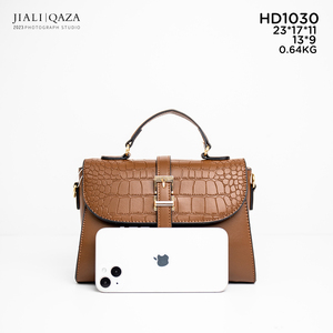 Bolso <span class=keywords><strong>de</strong></span> Mano <span class=keywords><strong>para</strong></span> <span class=keywords><strong>Mujer</strong></span> Jiali QAZA 2023, Diseño <span class=keywords><strong>de</strong></span> Alta Calidad, Bolso Tote con Forro <span class=keywords><strong>de</strong></span> Nailon PU, Cierre con Tapa y <span class=keywords><strong>Decoración</strong></span> <span class=keywords><strong>de</strong></span> Cadena - Product Image 5