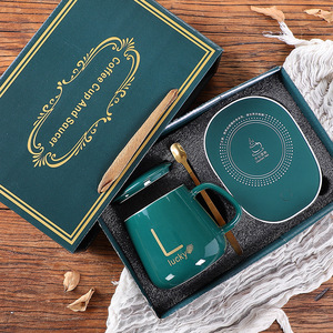 Coffret Cadeau de Remise de Diplôme pour Enfants : Tasse en Céramique Thermostatique, Chauffe-Mains Dessin Animé et Ensemble <span class=keywords><strong>Serviette</strong></span> Ours - Product Image 5