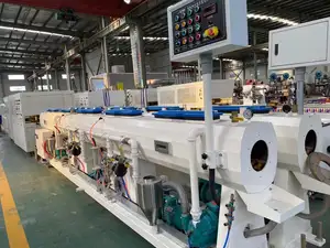 Pvc Pijp Maken Leidingen Verwerking Machine Upvc Plastic Buis Machine Elektrische Extruderen Productielijn