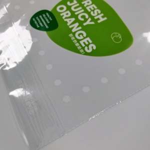 Bolsas de BOPP y CPP Antivaho Autoadhesivas para Ensaladas y Frutas, con Fuelle Inferior, Grado Alimenticio, para Empaque de Vegetales, con Orificios de Ventilación Transparentes y Logotipo Personalizado - Product Image 3