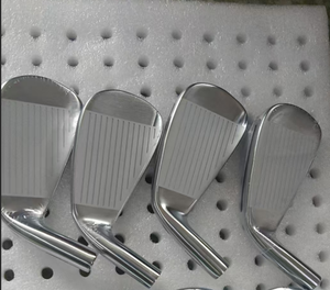 ホットセール 790 ゴルフアイアンセット 鍛造ステンレススチールブレードとラバーグリップ 右利き用 4-P マレットスタイル 男女兼用 - Product Image 5