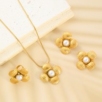Ensembles de bijoux de luxe pour femmes en acier inoxydable plaqué or 18 carats collier de fleurs exagérées boucles d'oreilles bague mode Design élégant