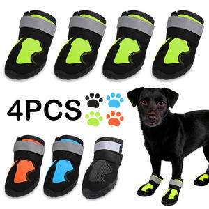 Perlindungan Cakar Anjing Sepanjang Tahun 4PCS Sepatu Anjing Bernapas dengan Tali Reflektif & Sol Anti-Selip untuk Anjing Sedang/Besar Bermain di Luar Ruangan - Product Image 1