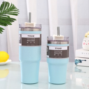 JZYZ bouteille d'eau créative irrégulière vente en gros Tube carré Fruit café <span class=keywords><strong>une</strong></span> <span class=keywords><strong>chope</strong></span> à bière avec un bracelet en verre épaissi - Product Image 2