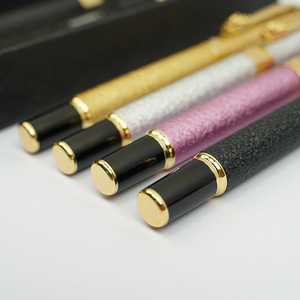 Bolígrafo de Gel de Metal Pesado de Primera Calidad con Logotipo Personalizado, Bolígrafo de Rodillo de Metal de Lujo Dorado y Plateado - Product Image 2