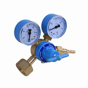 Réducteur de pression de gaz en laiton de fabrication russe pour GPL, acétylène, oxygène, propane, CO2, argon, provenant du fabricant de manomètres RUSSIAN GAS - Product Image 2