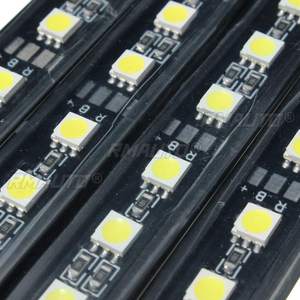 Lot de 4 Lumières LED d'Ambiance Multicolores 4-en-1 pour Voiture, Bandes Lumineuses pour Tableau de Bord et Plancher, Lampe Décorative pour Allume-Cigare - Product Image 5