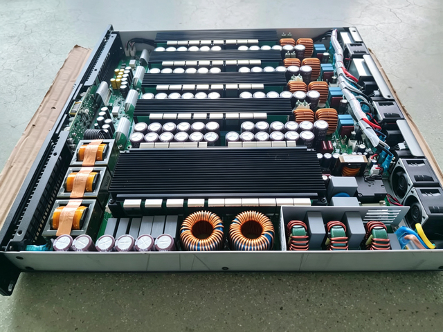 Four Channel Class D Digital Power Amplifier Professional Sound System Professional Audio 4*3500W 8OHM