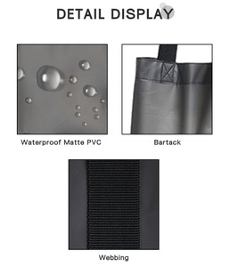Sac fourre-tout en PVC mat imperméable semi-transparent avec poignée large en sangle, renforts bartack, style minimaliste, idéal pour la plage - Product Image 3