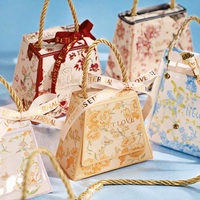 Boîtes à bonbons de mariage, boîtes en carton recyclables pliables, logo personnalisé, poignée dorée perlée, ruban, boîte cadeau de mariage