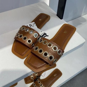 Nuovo Stile di Ciabatte Traforate Piatte per Donna - Product Image 2