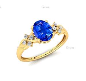 Bague de mariage solitaire en or 18 carats avec saphir bleu ovale et halo de diamants naturels, certifiée IGI, 0,12 ct, 8 diamants, plaquée rhodium - Product Image 1