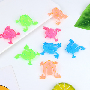 Jouet grenouille sauteuse en plastique, 4.3x4.3cm, animal rebondissant semi-transparent pour enfants de 2 à 4 ans, cadeau éducatif unisexe - Product Image 3