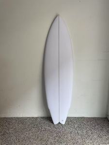 Planches de <span class=keywords><strong>surf</strong></span> en mousse EPS personnalisées de haute qualité, fabriquées à la machine CNC, en PVC et en fibre de carbone pour le <span class=keywords><strong>surf</strong></span> - Product Image 1