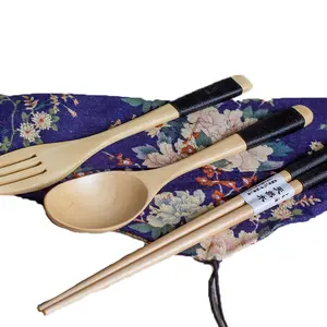 日本の木製箸木製スプーン木製フォーク食器セット布バッグスプーンフォーク箸コンビの3枚